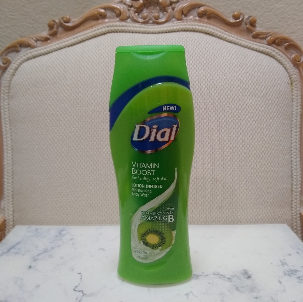 Dial Vitamin Boost Moisturizing Body Wash